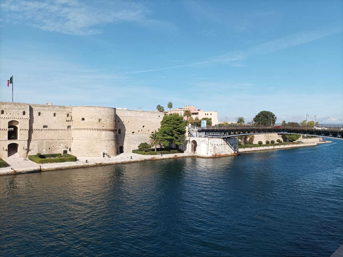 Casas por 1 euro à venda em Taranto