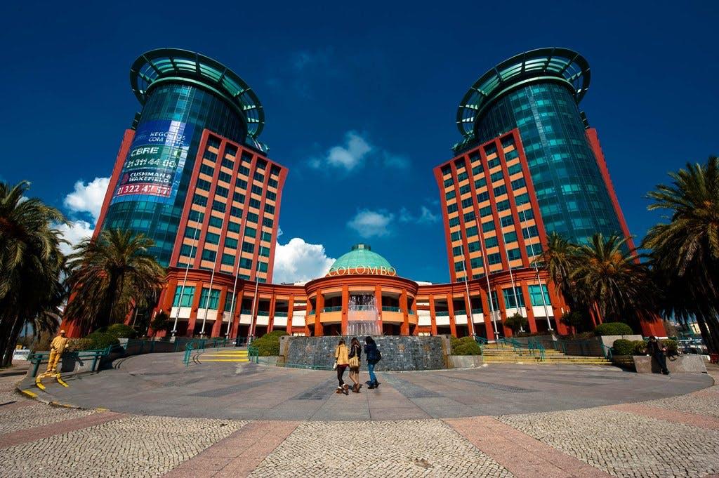 Torre de escritórios no Colombo