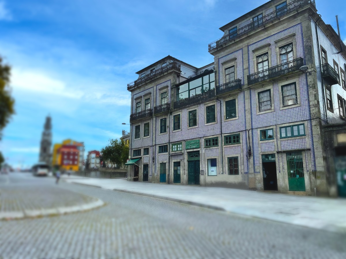 Edifício no centro do porto no mercado