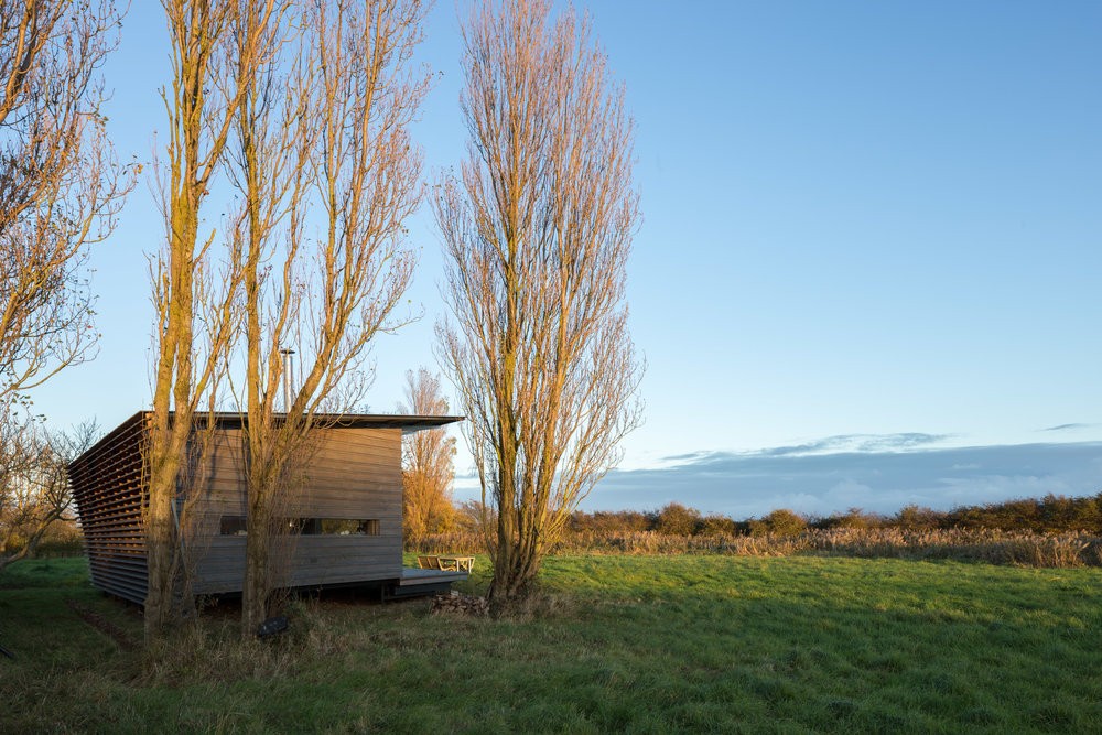 Casa pré fabricada em comunhão com a natureza