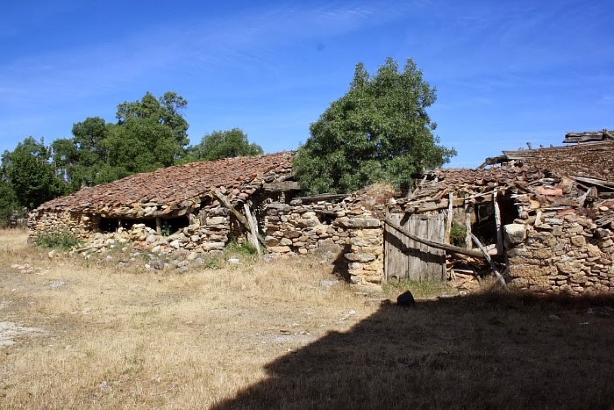 Aldeias abandonadas