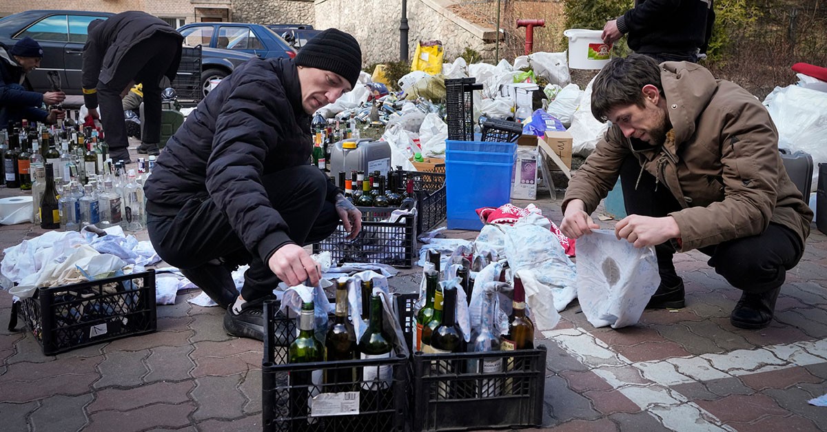 Organizações prestam ajuda à Ucrânia