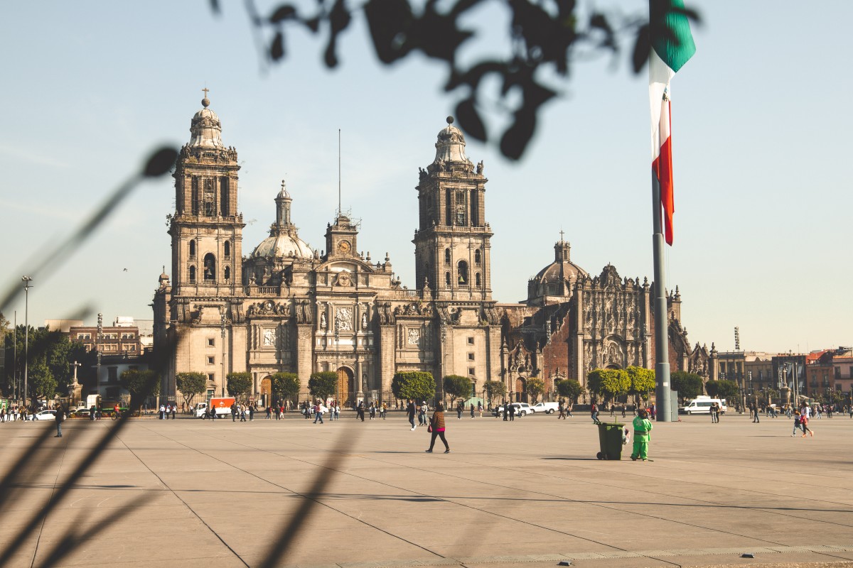 Mota-Engil vende negócio de turismo
