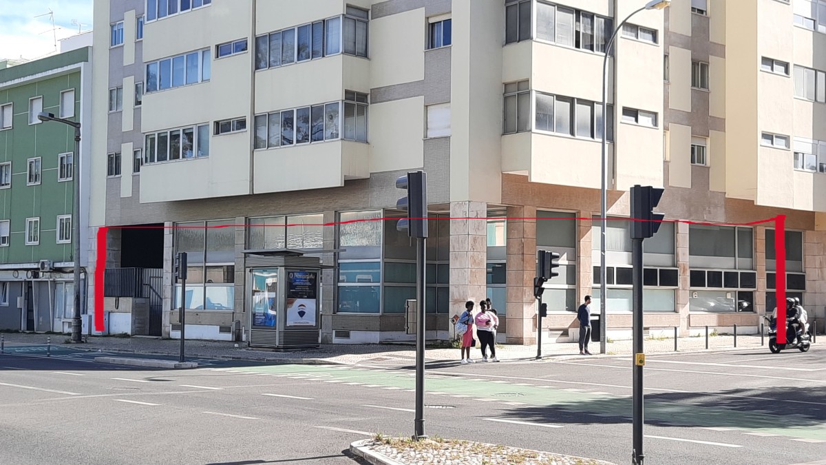 espaço comercial e de serviços à venda