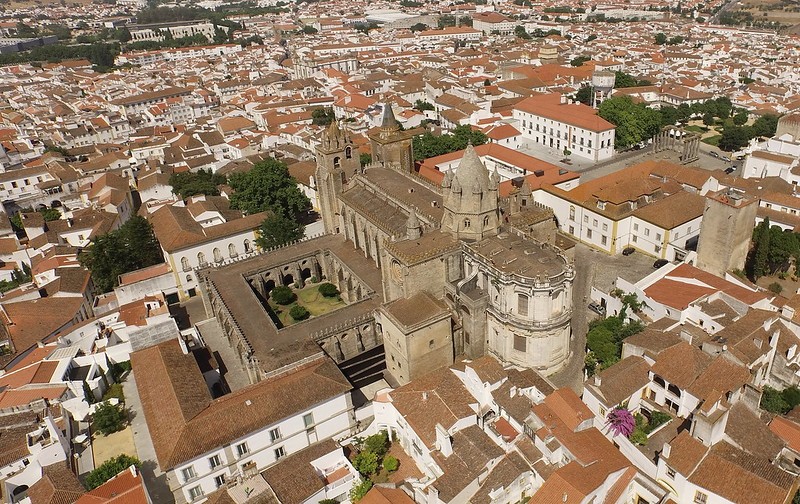 Estádio de futebol em Évora