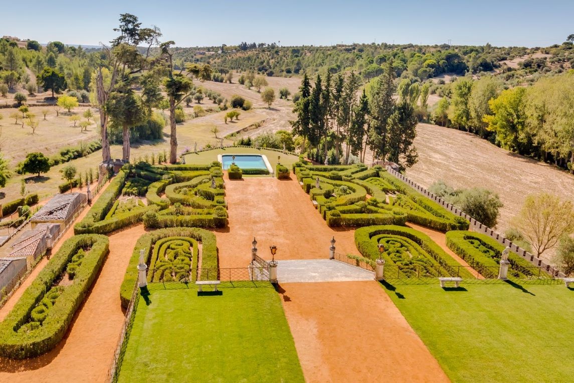 jardins geometricamente desenhados