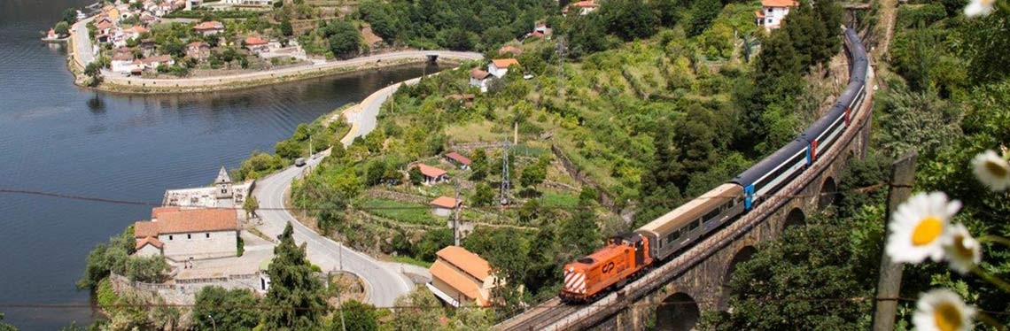 Carruagens Arco inauguradas visando o futuro comboio 100% português