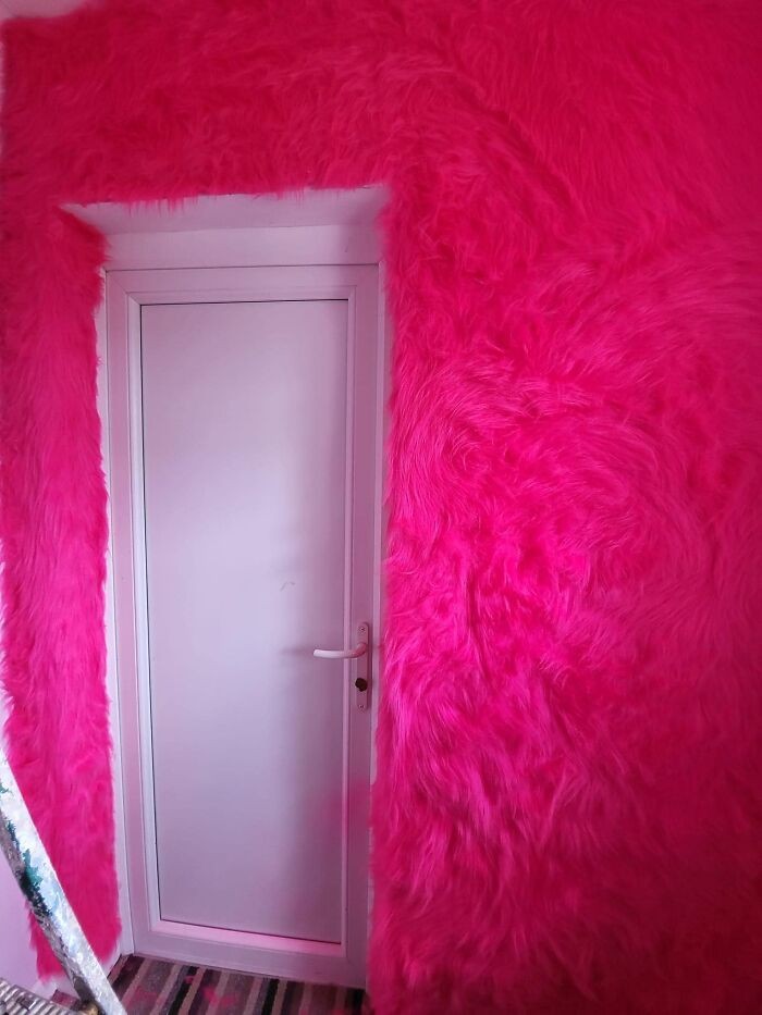 Um quarto demasiado colorido