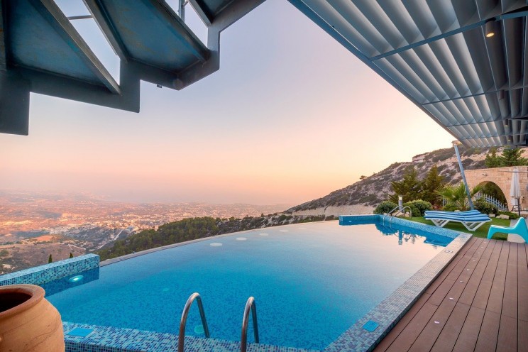 Build your own swimming pool in Portugal