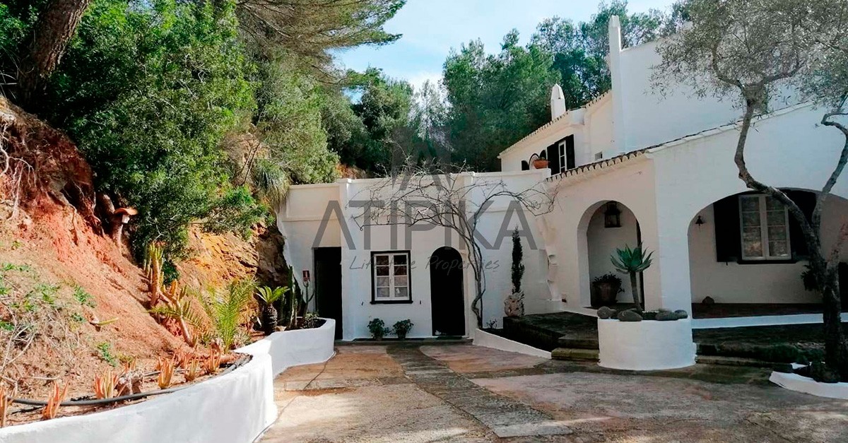 propriedade com várias edificações