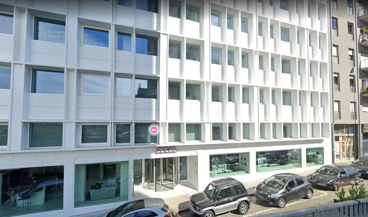 Compra de hotel no Porto