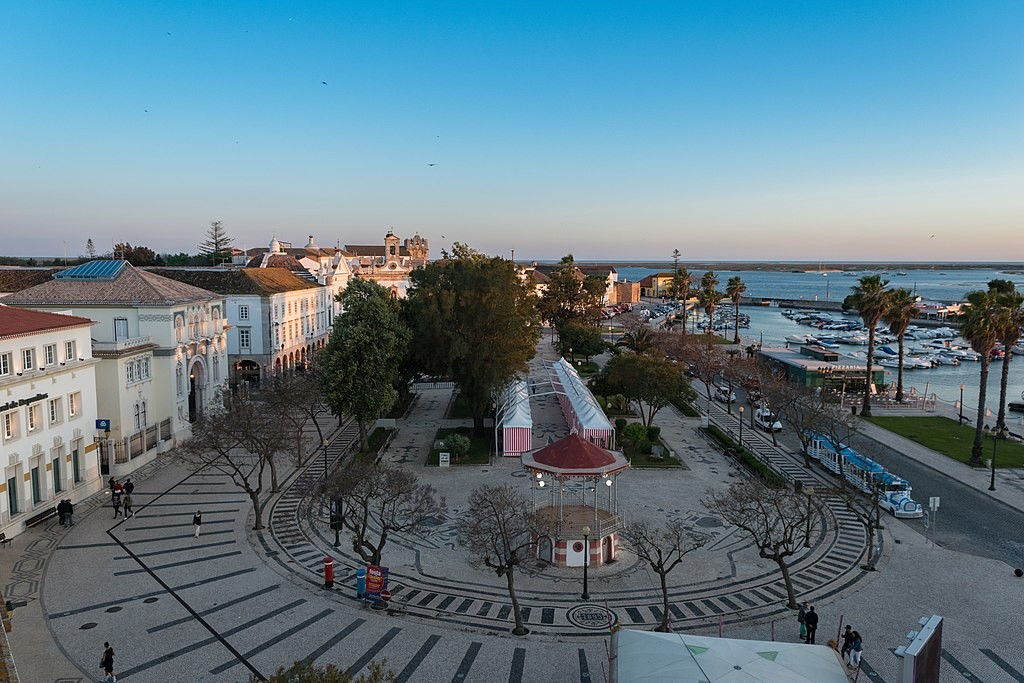 viver na cidade de faro 