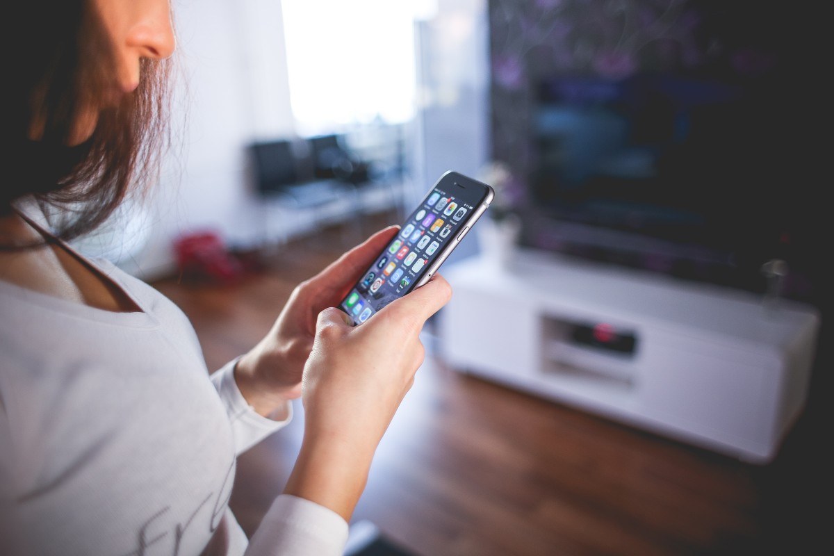 falhas de segurança em dispositivos da Apple