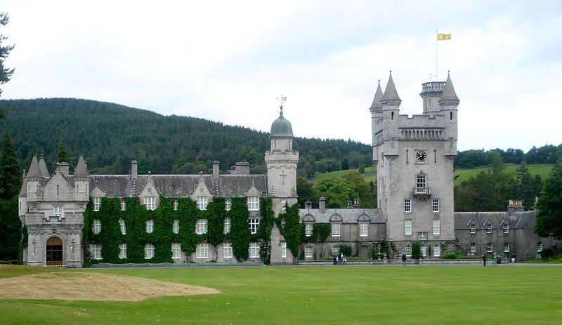 Castelo de Balmoral está na posse da família real britânica
