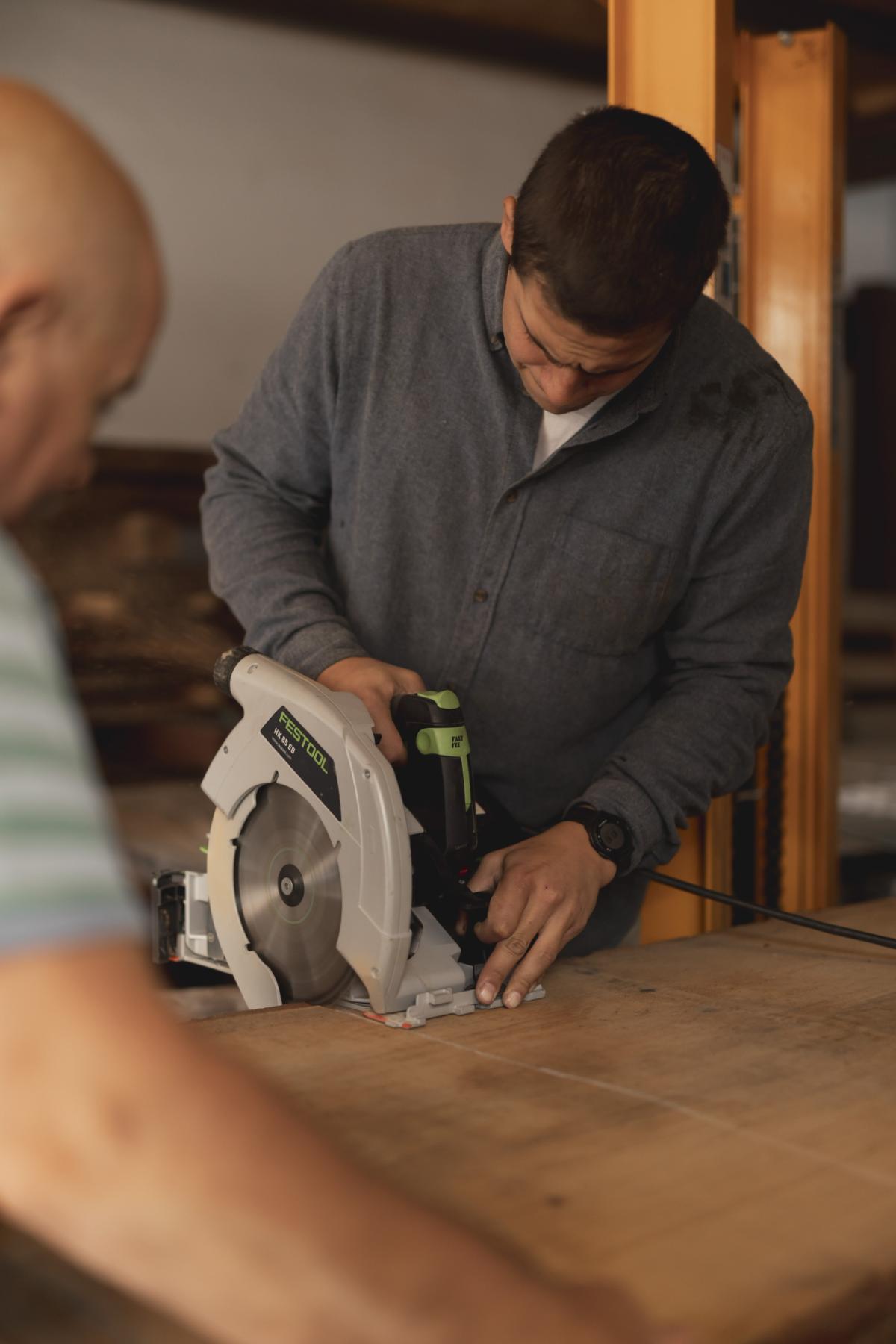 mobiliário em madeira