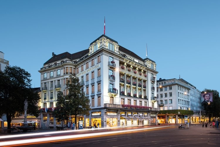 Venda de hotel famoso na Suíça
