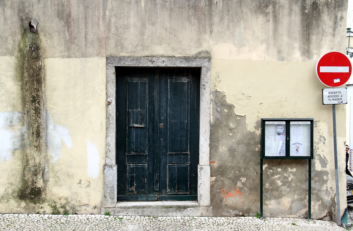 Muitas pessoas nao têm uma habitação digna na AML