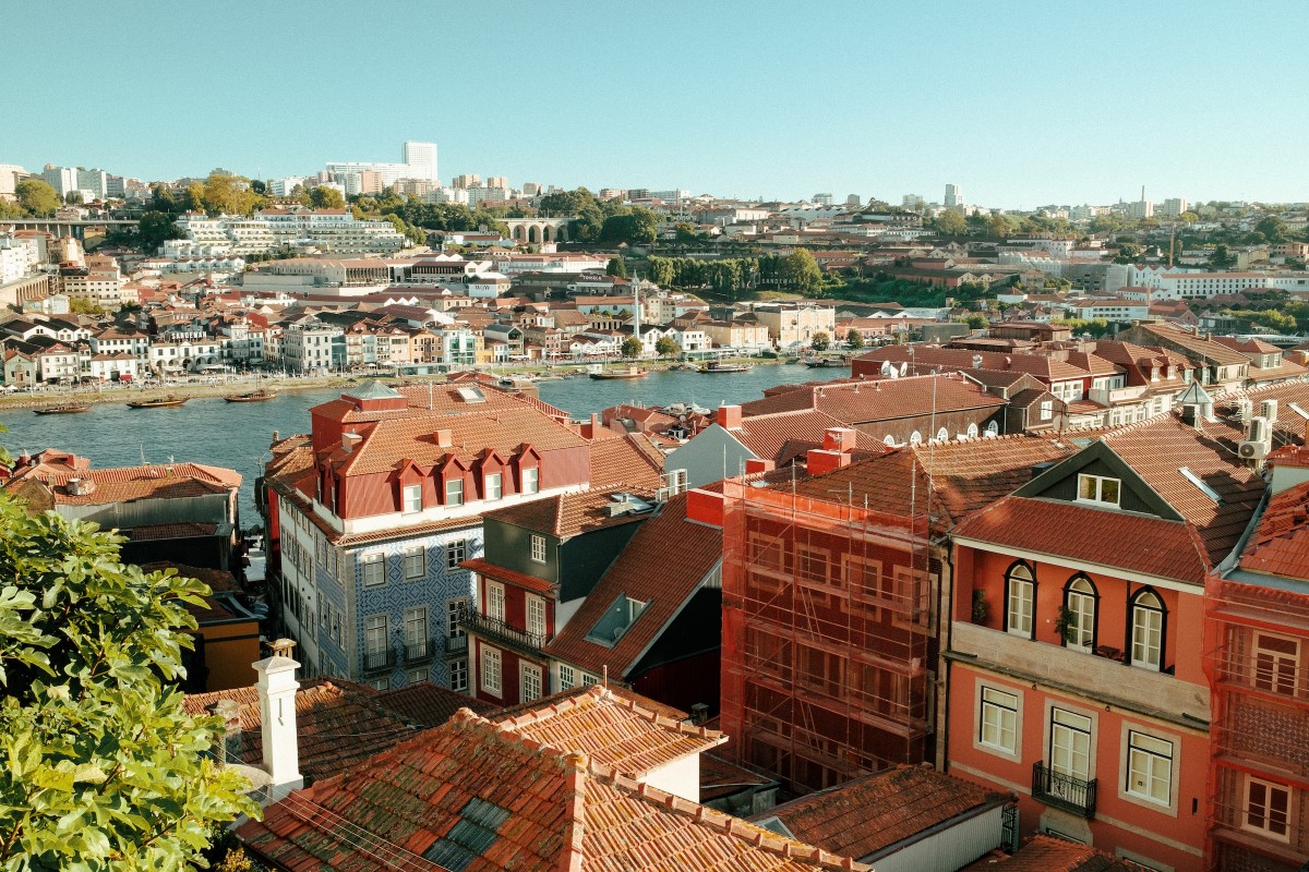 Could foreigners be banned from buying property in Portugal?