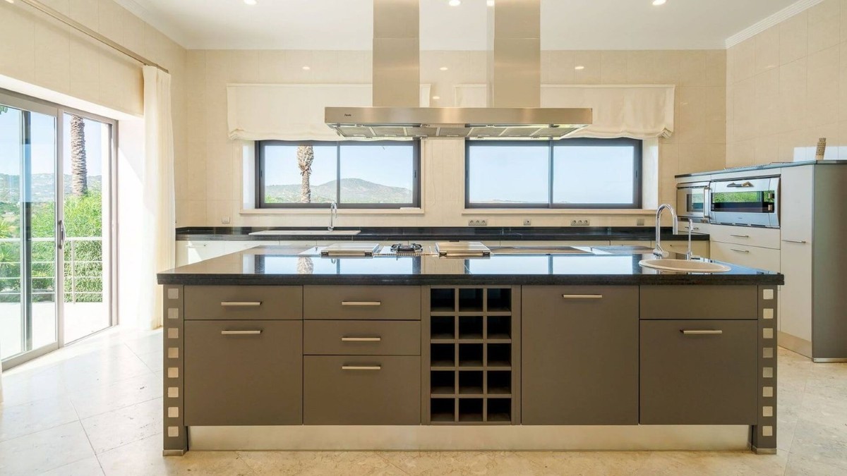 Cozinha moderna com ilha