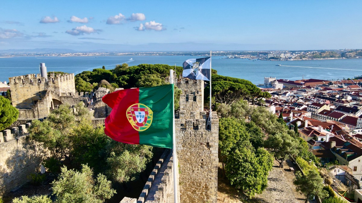 Investidores imobiliários continuam atentos a Portugal