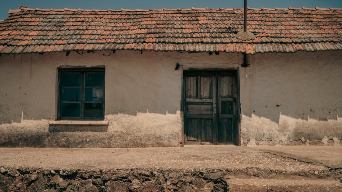 Casas devolutas em Portugal