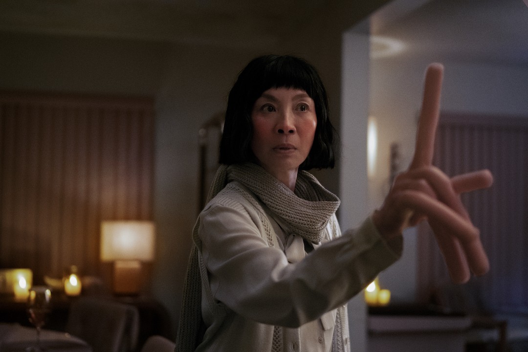 Michelle Yeoh em Tudo em Todo o Lado ao Mesmo Tempo