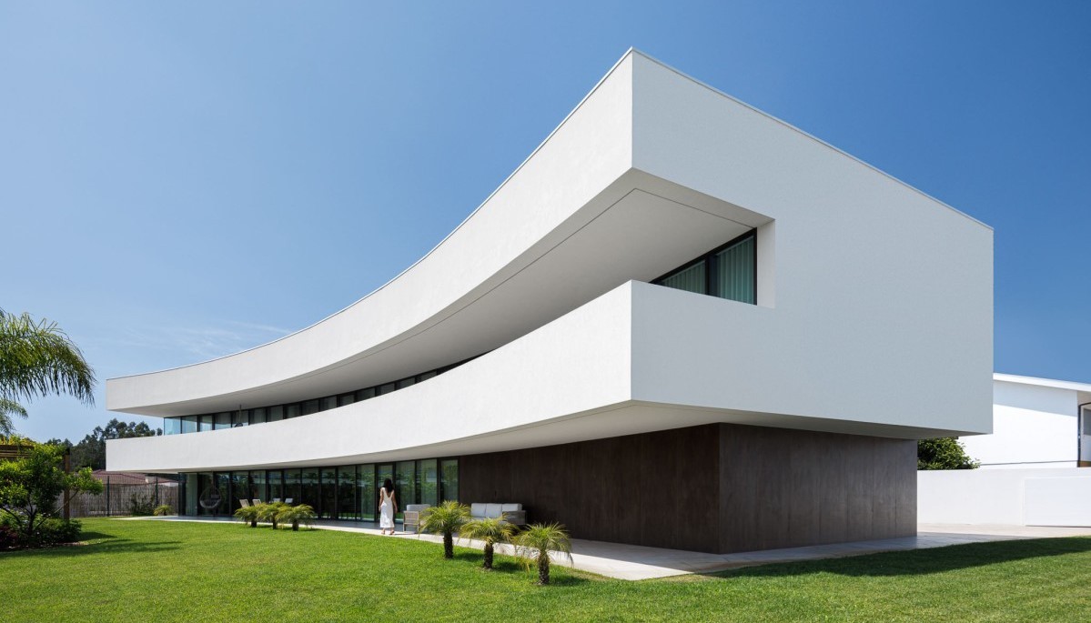 Ivo Tavares Studio
