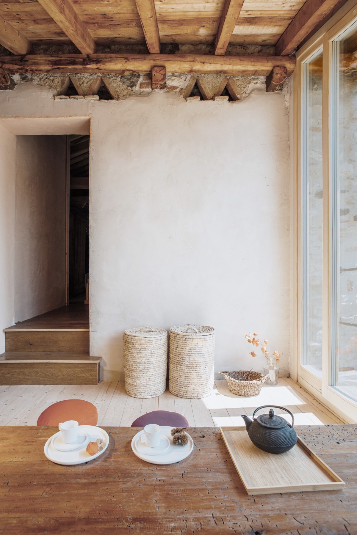 Casa reabilitada com técnicas e materiais artesanais em Veneza