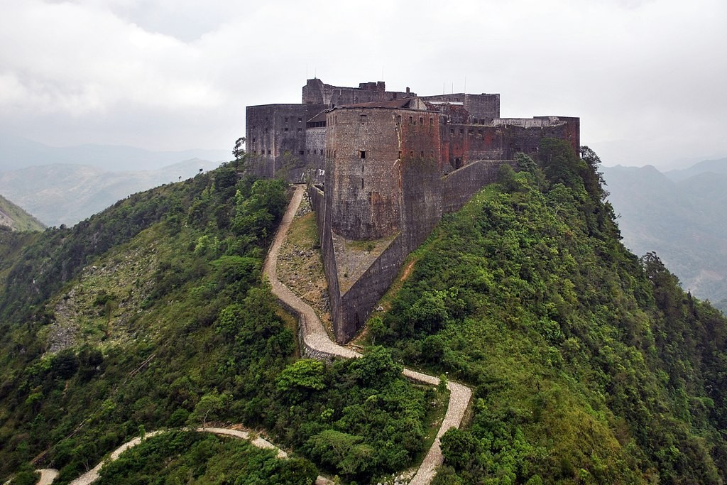 vista aérea do Castelo Laferrière No Haiti 