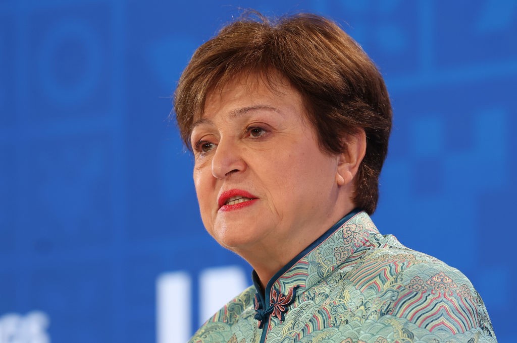 Kristalina Georgieva, Diretora-Geral do Fundo Monetário Internacional Subida de impostos sobre imóveis