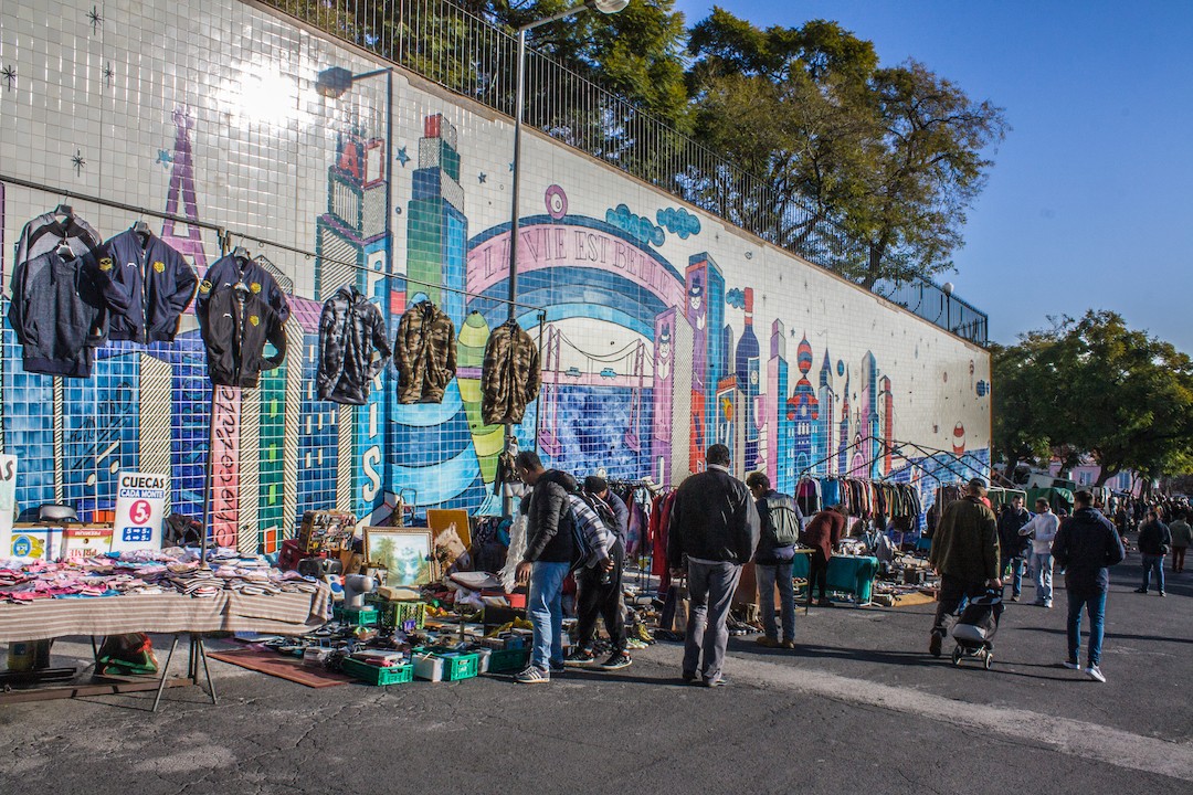 Feira da Ladra em Lisboa