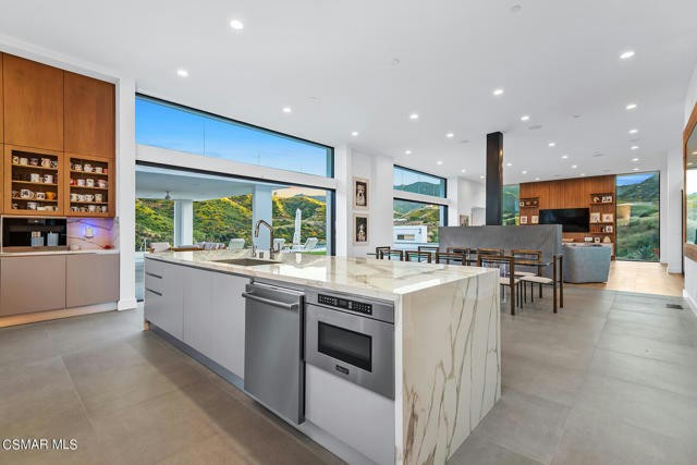 Casa de Kaley Couco em Agoura Hills Los Angeles