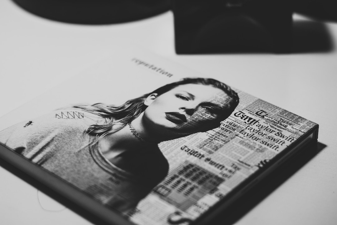 capa do álbum Reputation de Taylor Swift