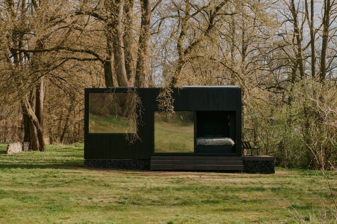 Esta casa pré-fabricada é perfeita para umas férias com a natureza