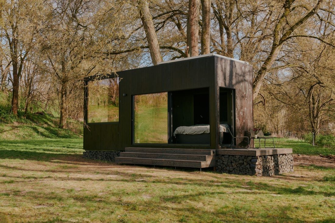 Esta casa pré-fabricada é perfeita para umas férias com a natureza