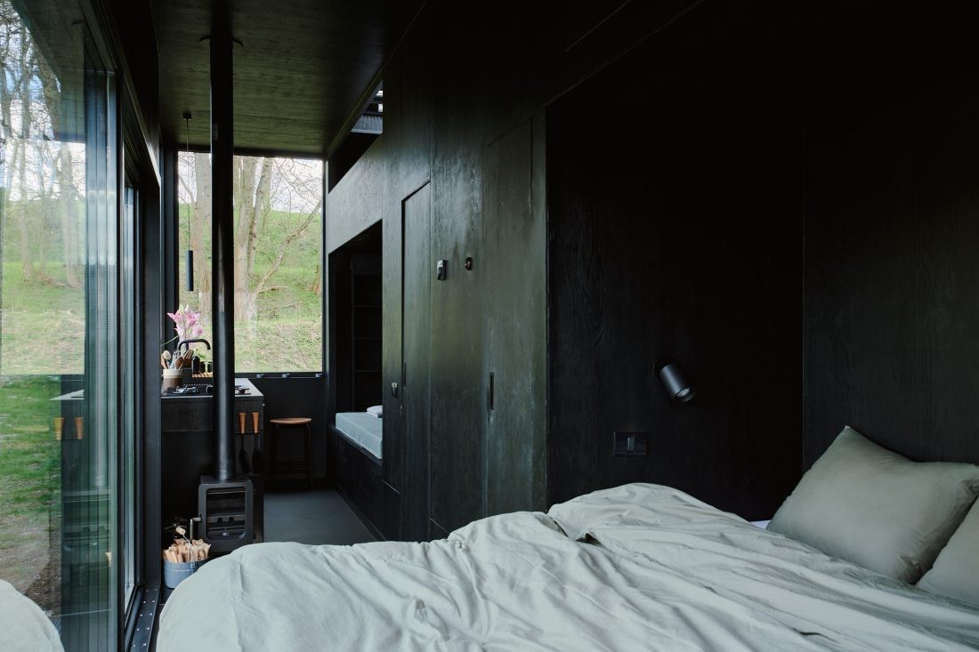 Esta casa pré-fabricada é perfeita para umas férias com a natureza