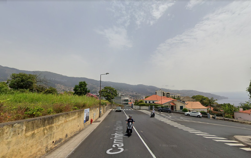 Alto do Caminho das Virtudes Casas nova na Madeira