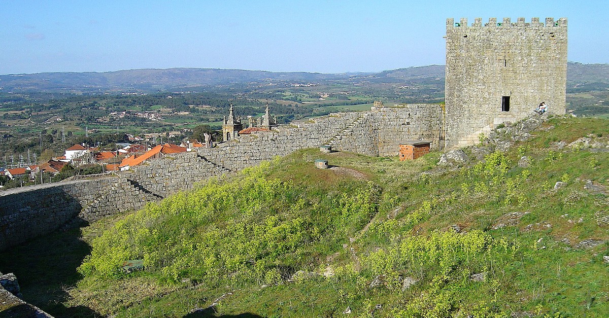 Casas à venda em Celorico da Beira