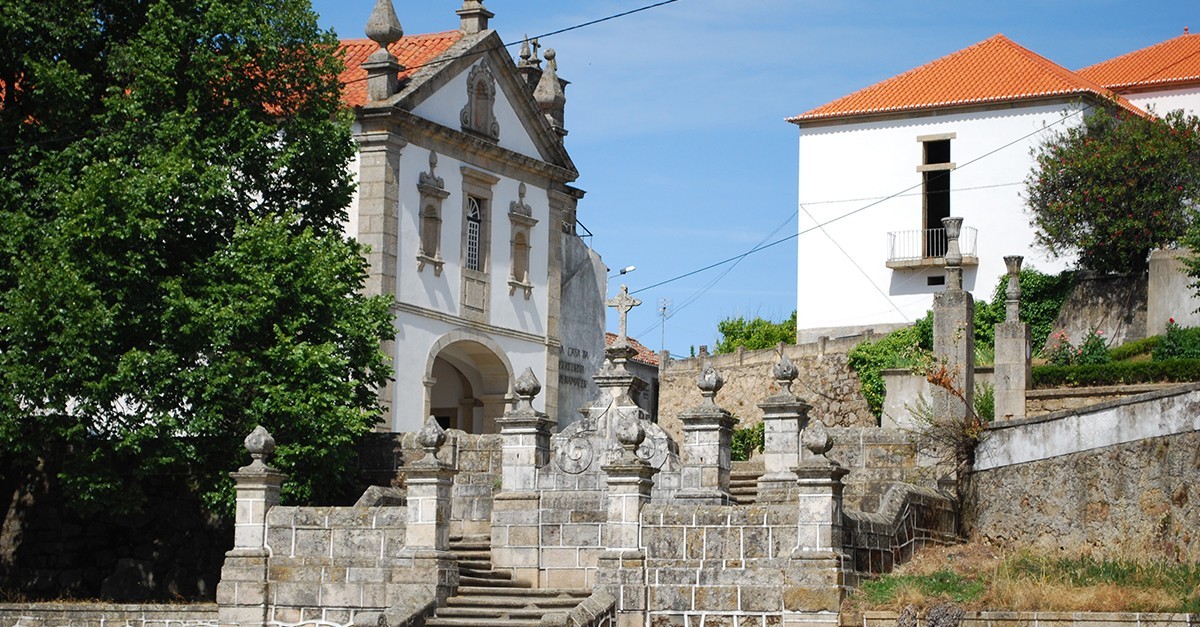 Buy a home in Penamocor