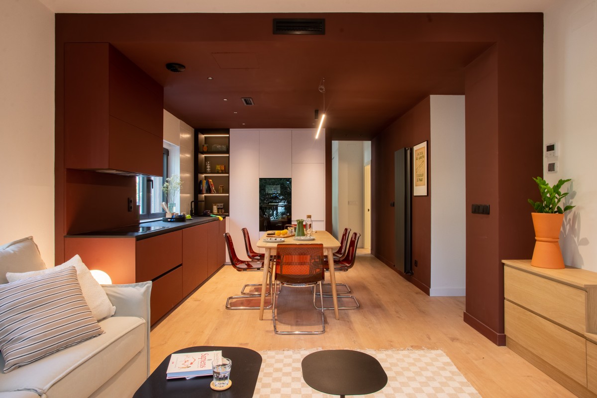 Reforma de sucursal bancaria a piso