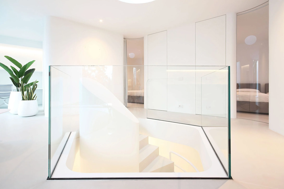 Esta casa em forma de pentágono tem vistas de sonho