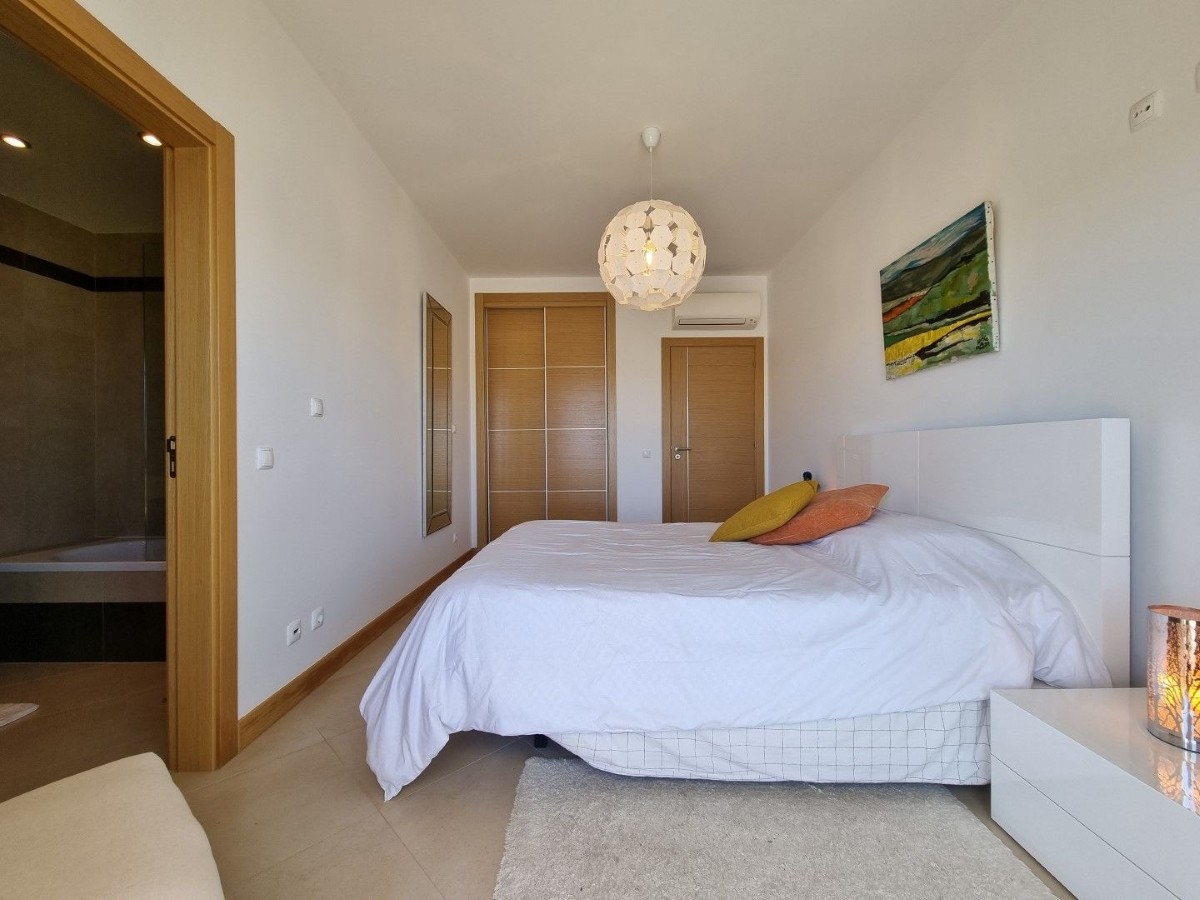 Quarto em suíte