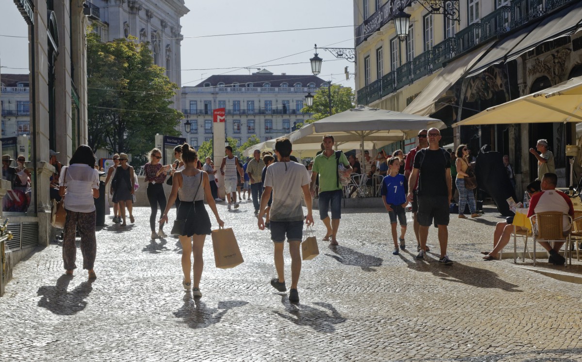 Comércio de rua no Chiado