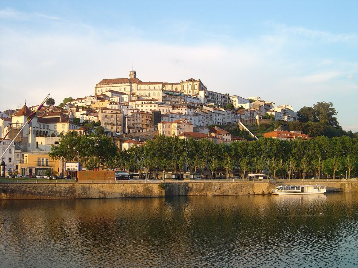 Cómo es vivir en Coimbra: la ciudad del encanto, los sueños y la tradición