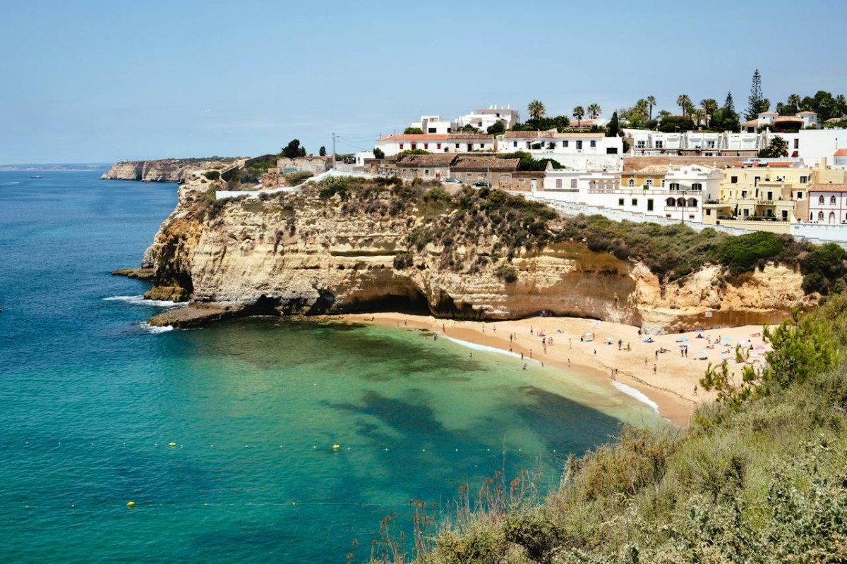 AL cancelados em Portugal