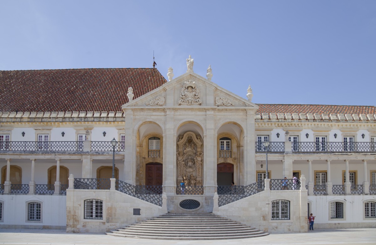 Cómo es vivir en Coimbra: la ciudad del encanto, los sueños y la tradición