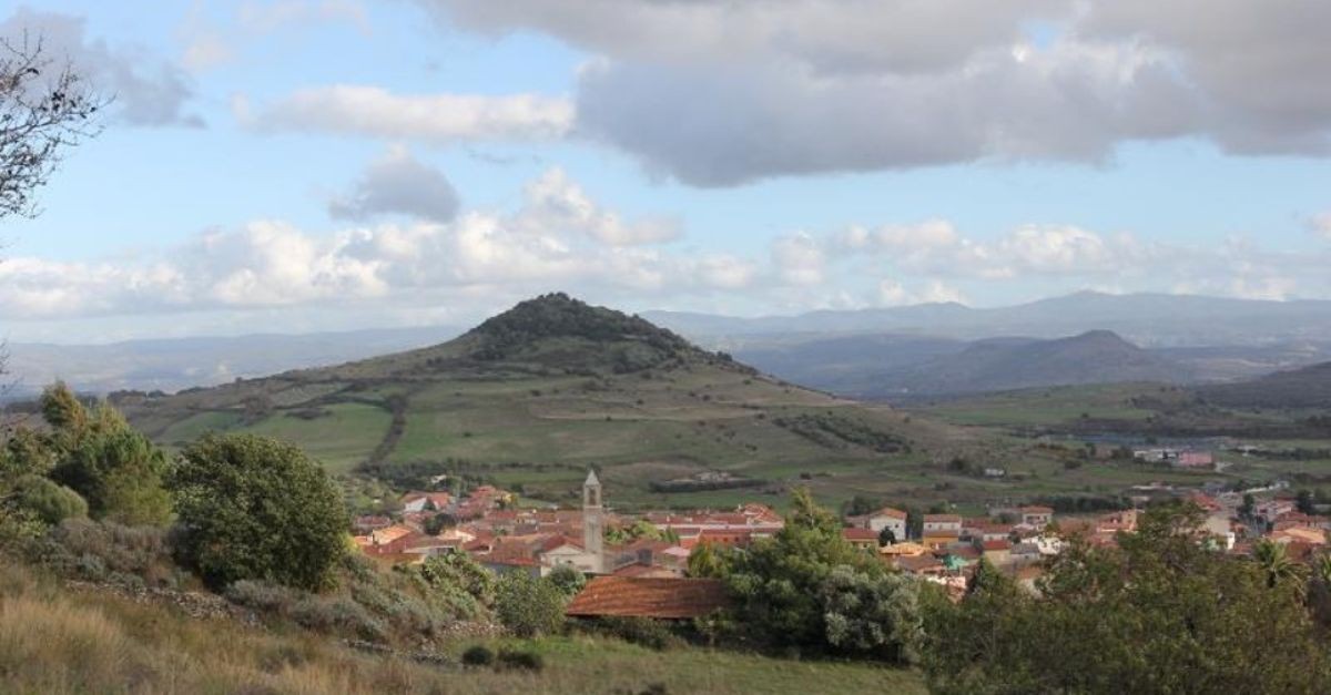 Ollolai case a 1 euro