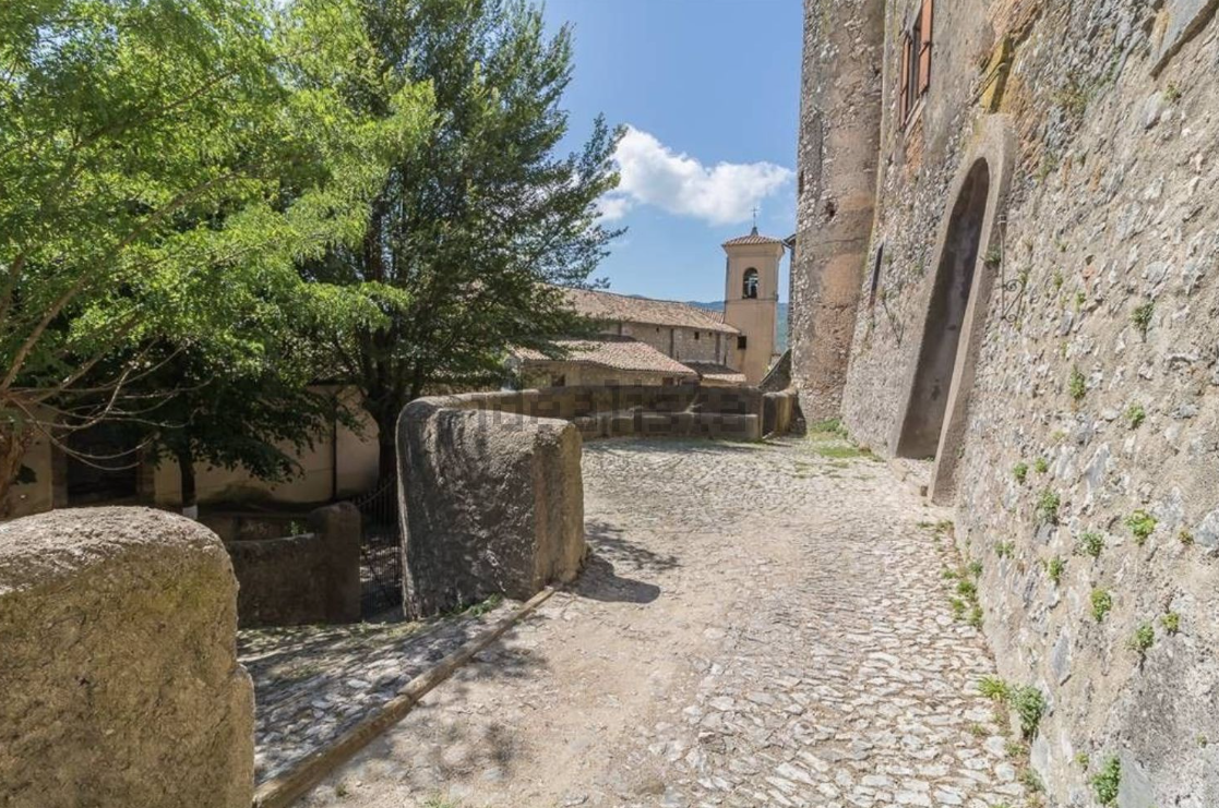 castelos à venda