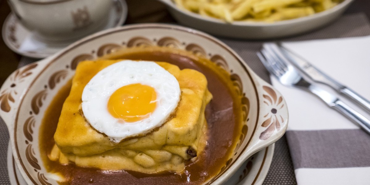 Faimoasa „francesinha”