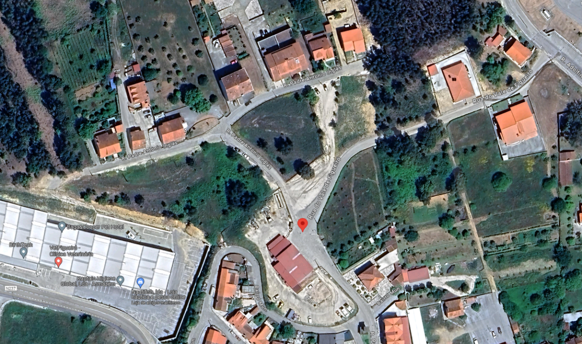 Terreno em leilão por um euro